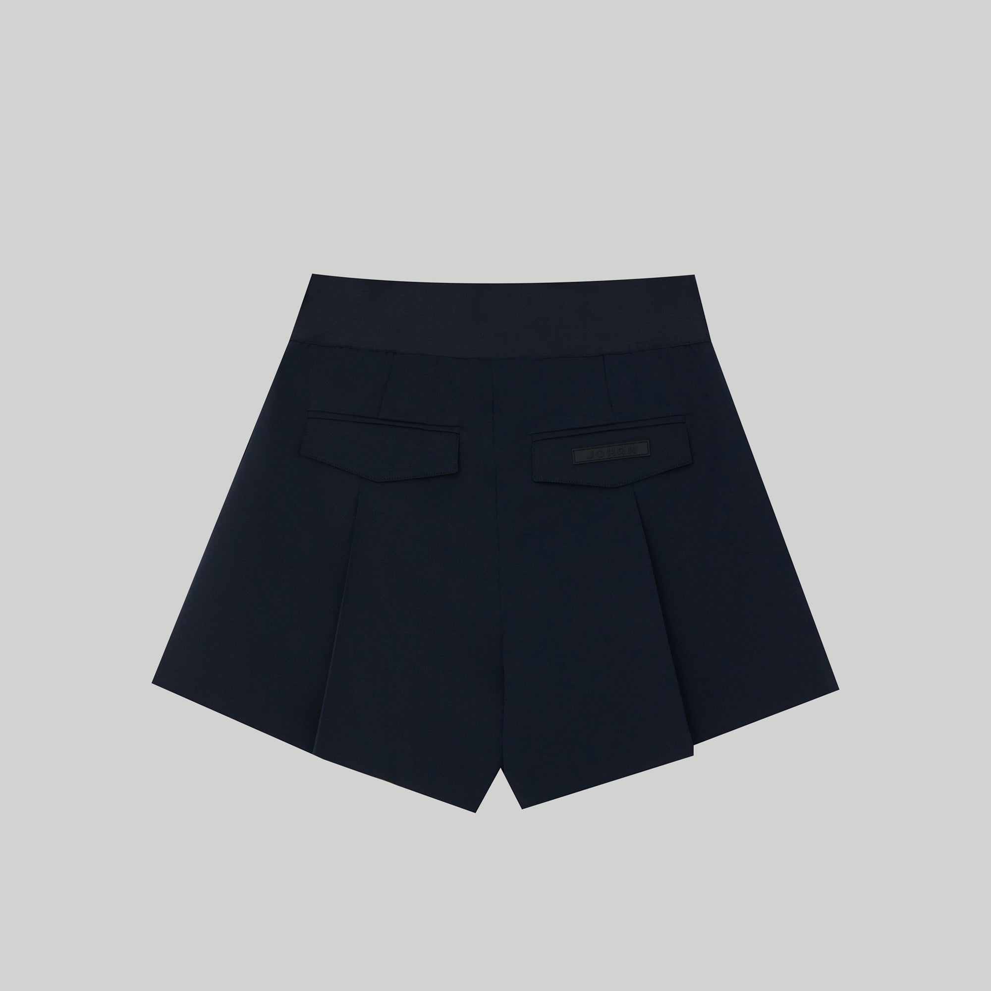 Wide Pleated Shorts