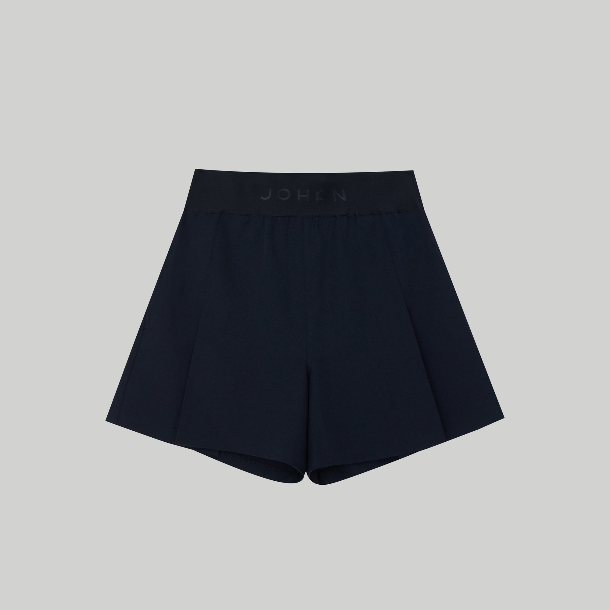 Wide Pleated Shorts